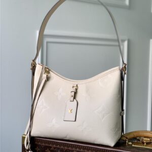 louis vuitton lv carryall small bag