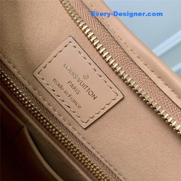 louis vuitton lv carryall small bag - Image 8