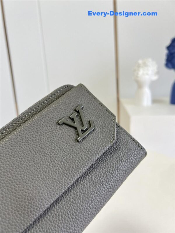 louis vuitton LV aerogram long wallet - Image 7