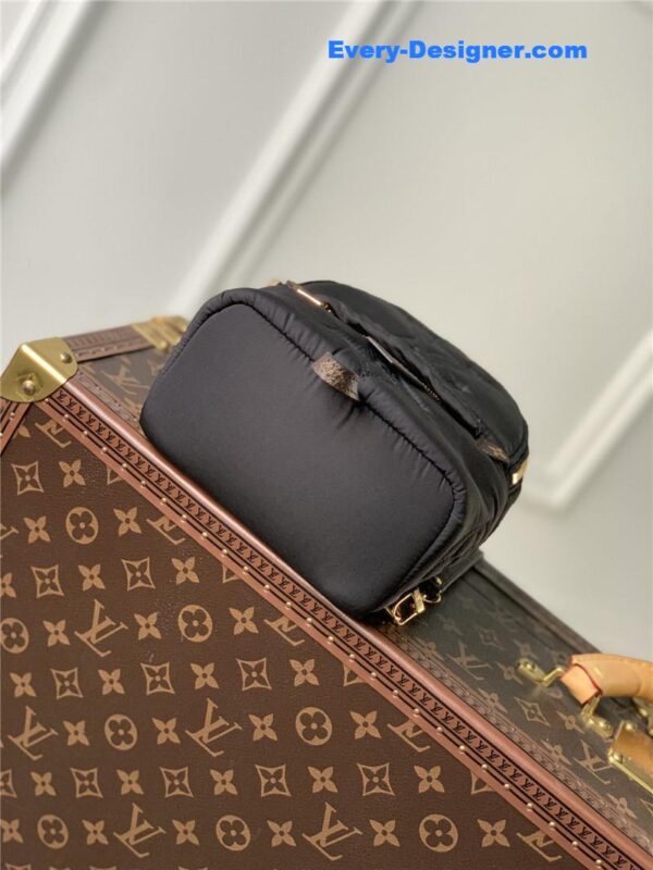 louis vuitton lv pillow palm springs mini backpack - Image 7