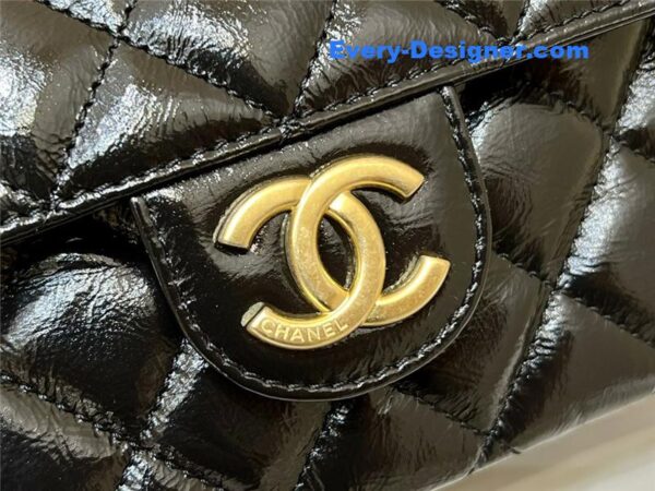 Chanel number 5 gold coin tag hobo bag small - Image 7