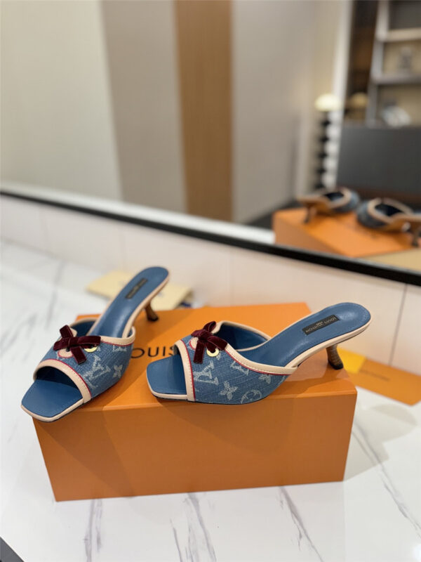 Louis Vuitton Neo Revival Mule - Image 2