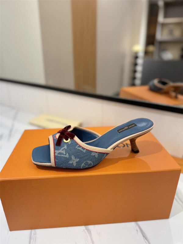 Louis Vuitton Neo Revival Mule - Image 5