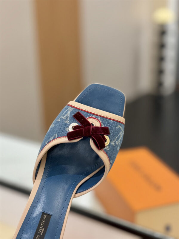 Louis Vuitton Neo Revival Mule - Image 8