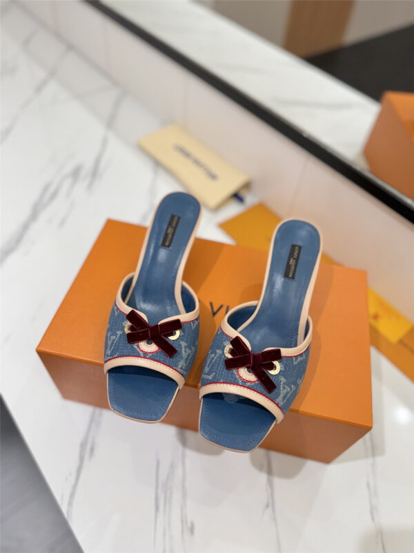 Louis Vuitton Neo Revival Mule - Image 9