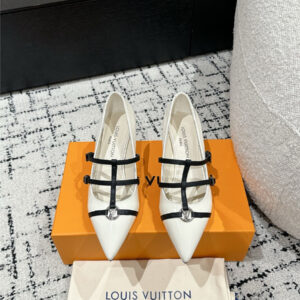Louis Vuitton 6AM Pointed Toe Heels White