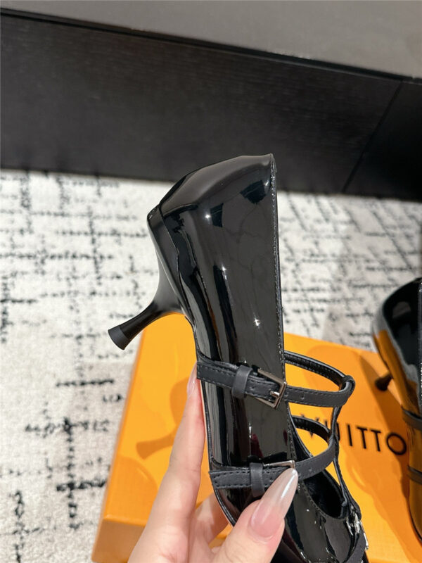 Louis Vuitton 6AM Pointed Toe Heels - Image 7