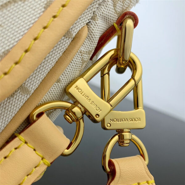 Louis Vuitton LV Mini Saumur BB Bag - Image 4