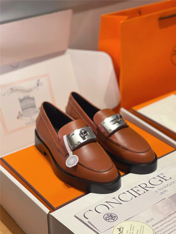 Hermès Paris Loafer Women Brown - Image 2