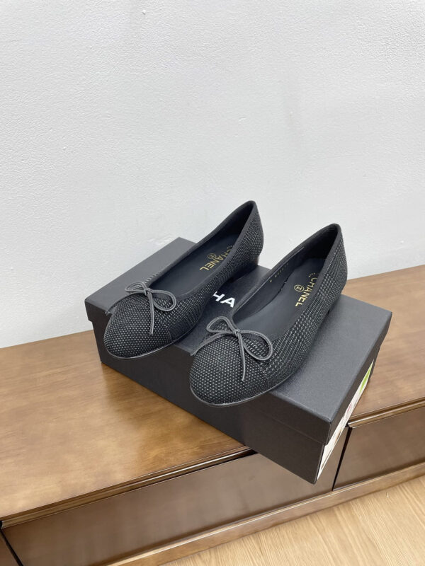 Chanel Lambskin Cap Toe CC Ballerina Flats - Image 9