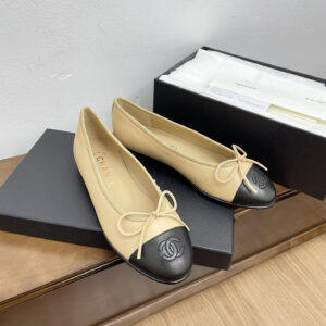 Chanel Black Leather Cap-Toe Ballerina Flats