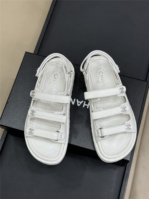 Chanel White Waxed Leather Sandals - Image 2