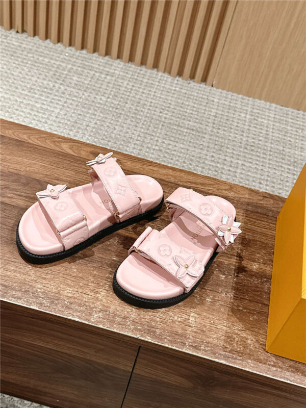 Louis Vuitton LV Sunset Flat Comfort Mule in pink - Image 3