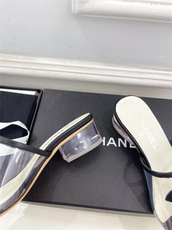 Chanel Black PVC Patent Leather CC Slides - Image 4