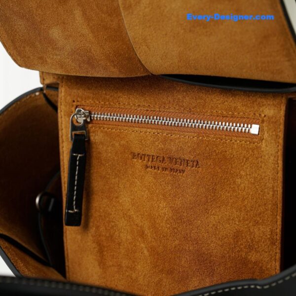 bottega veneta arco mini leather tote - Image 5
