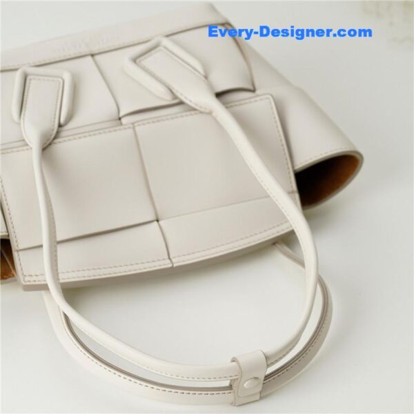bottega veneta arco mini leather tote - Image 8