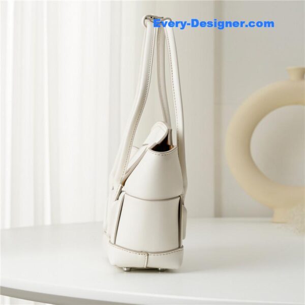 bottega veneta arco mini leather tote - Image 5